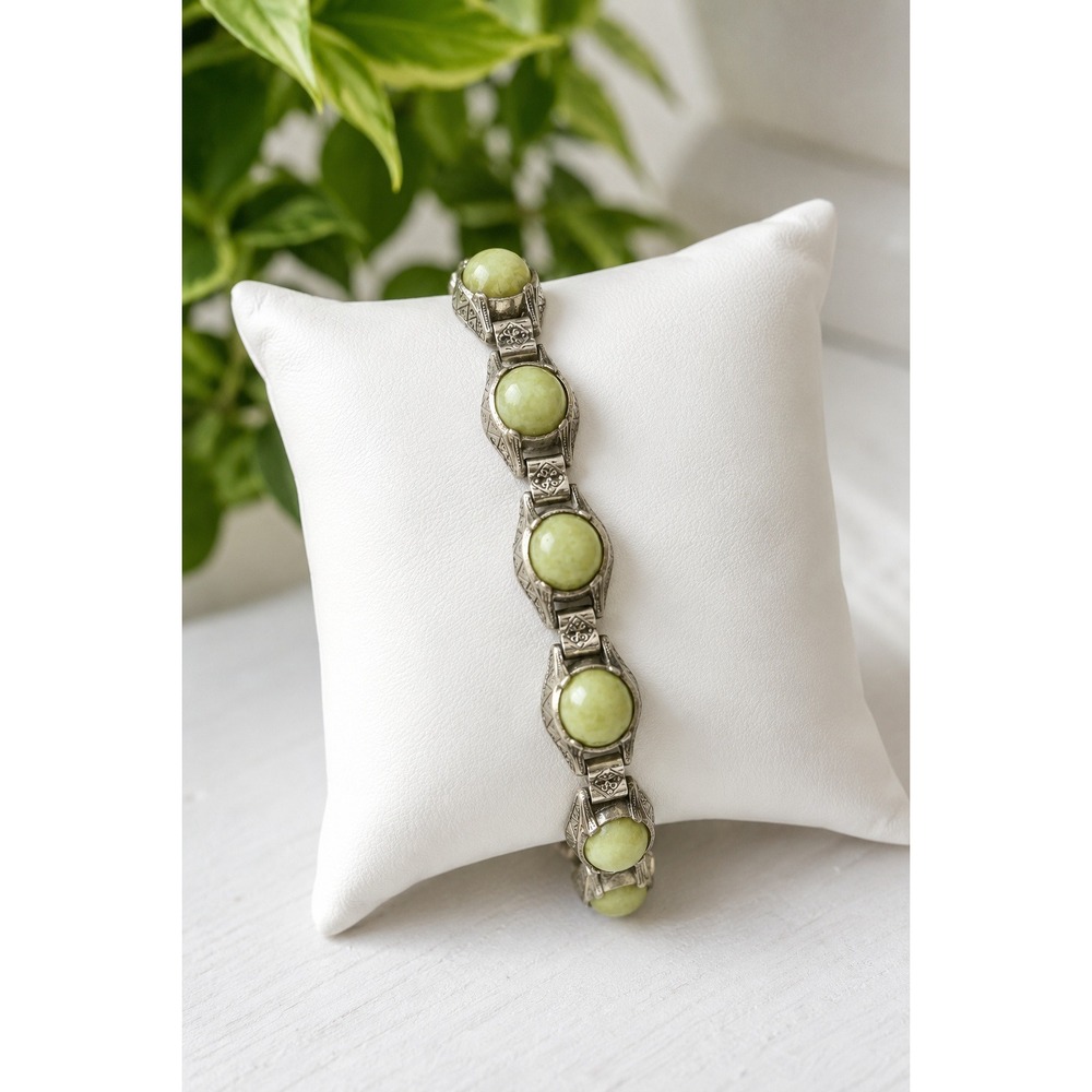 Vintage Celtic Revival Green Stone Cabochon Silver Tone Link Bracelet Boho irish